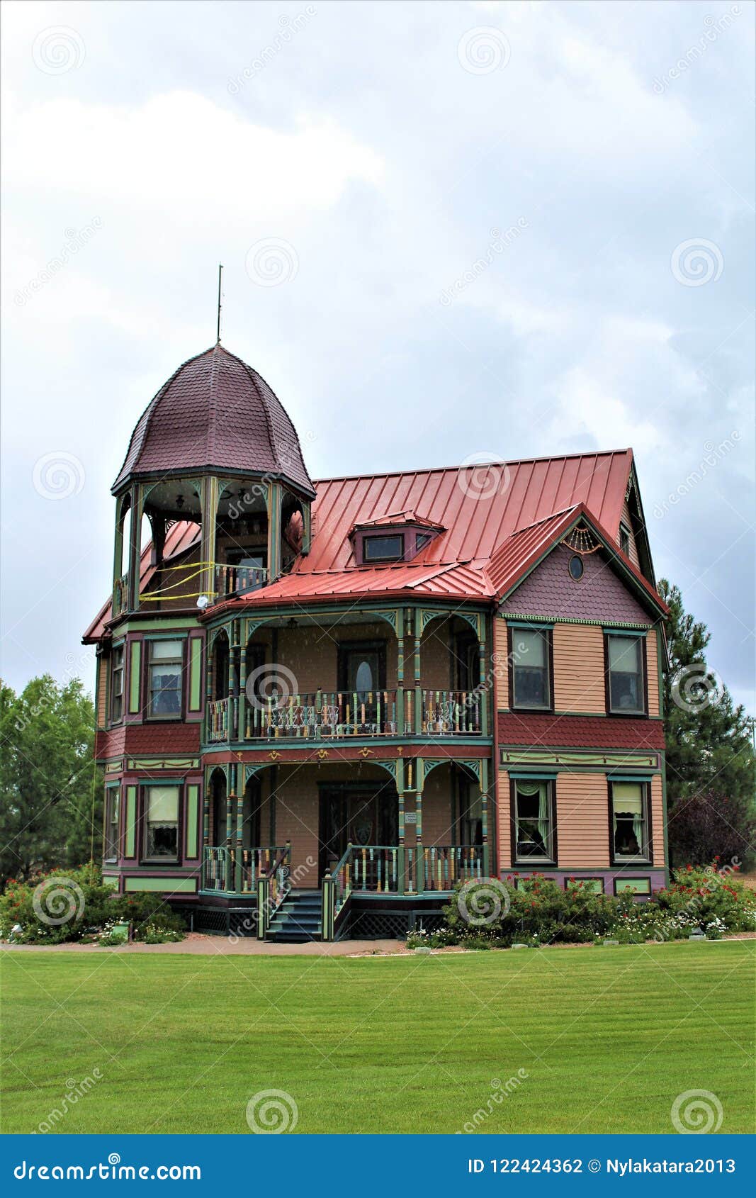 加拿大房子议会维多利亚 库存图片. 图片 包括有 门面, 布琼布拉, 海岛, 北部, 亚马逊, 圆顶, 绿色 - 17678845