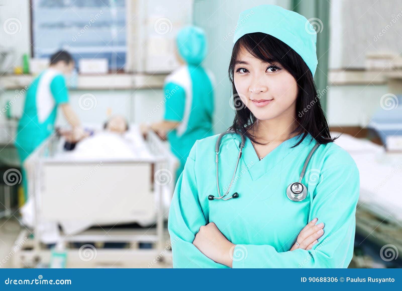 护士工作纪实摄影|摄影|人像摄影|十一设计 - 原创作品 - 站酷 (ZCOOL)