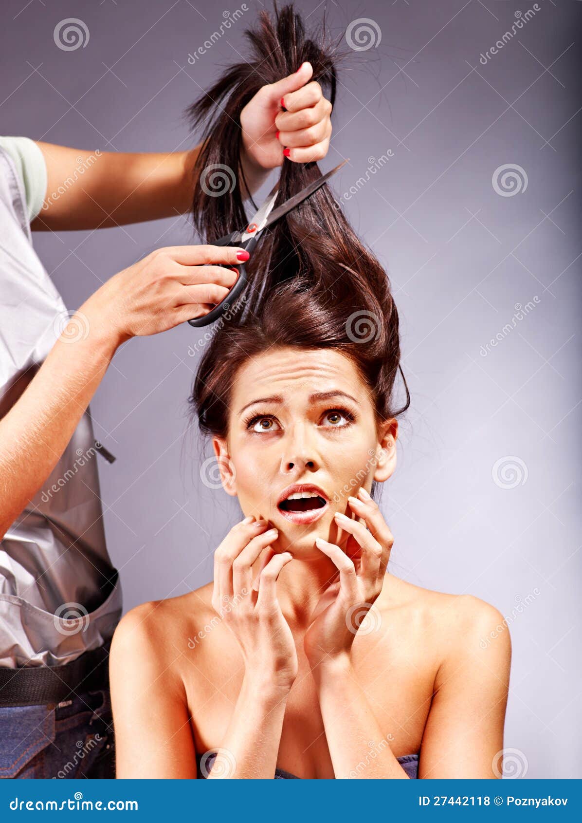美发师工作 库存图片. 图片 包括有 发型, 头发, 方式, 职业, 幸福, 女性, 满足, 卷发的人, 理发 - 13336595