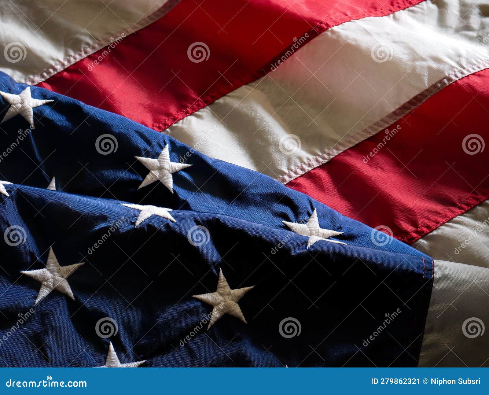 带有美利坚合众国标志的纸张 库存例证. 插画 包括有 国家, 标志, 空白的, 爱国, 云彩, 查出, 荒地 - 161615081