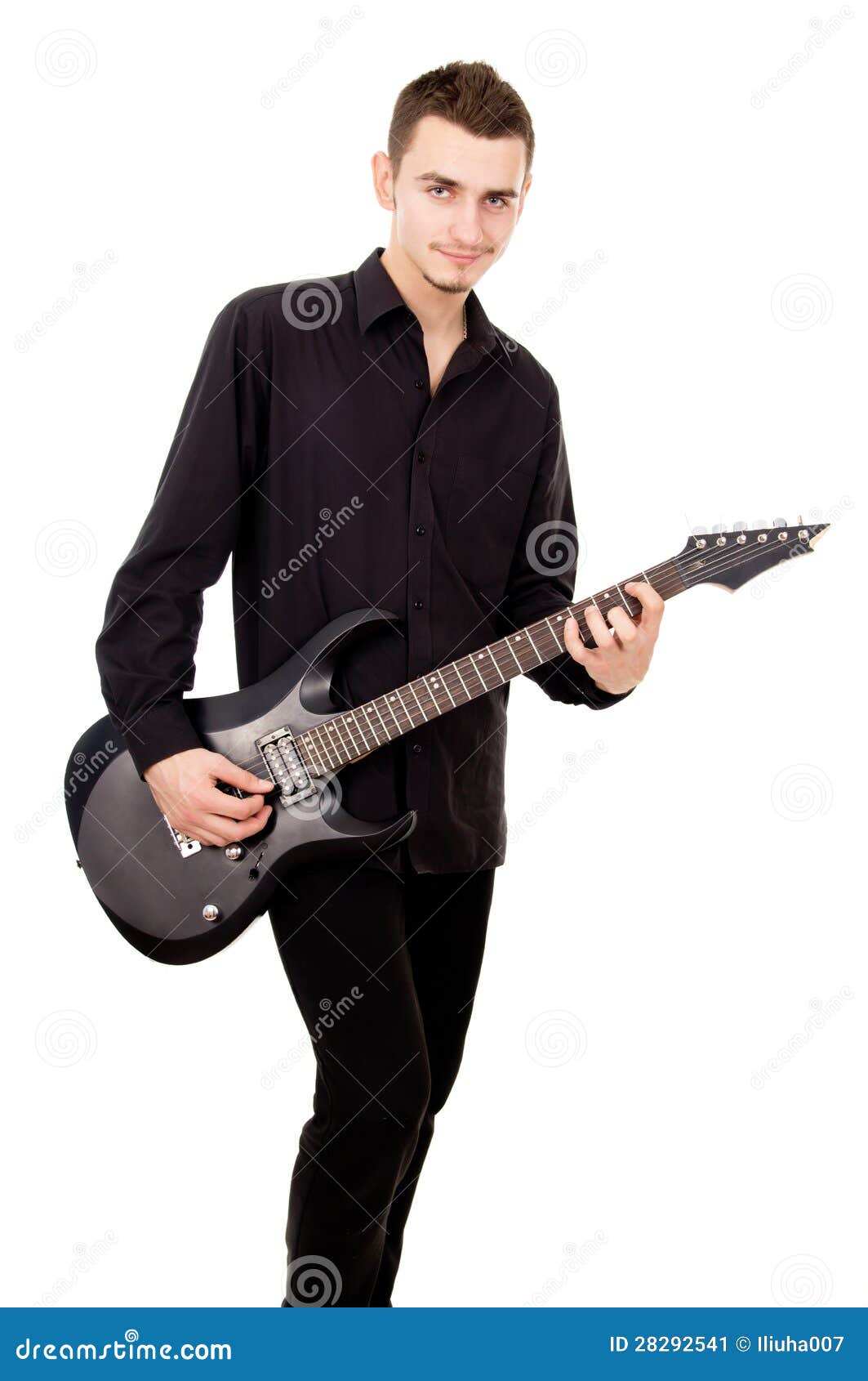 站立和弹电吉他的严肃的年轻男性吉他弹奏者 库存照片. 图片 包括有 金属, 人员, 音乐, 英俊, 性能 - 67088260