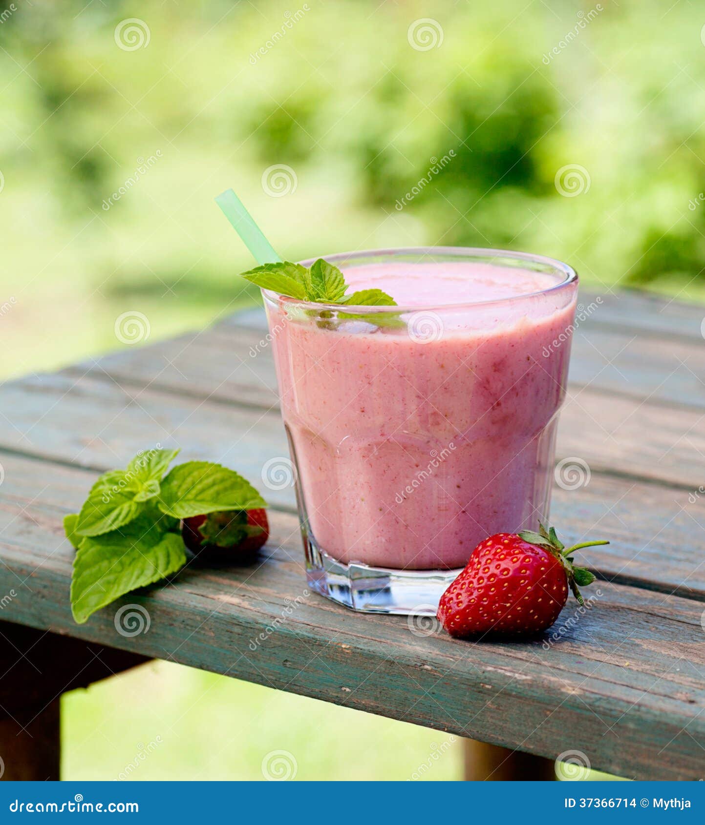 草莓奶冰素材-草莓奶冰图片-草莓奶冰素材图片下载-觅知网