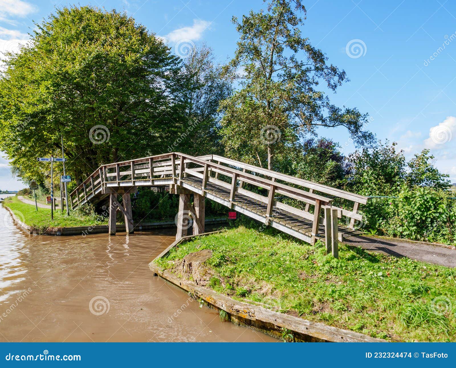 Man Made Bridge HD Wallpaper