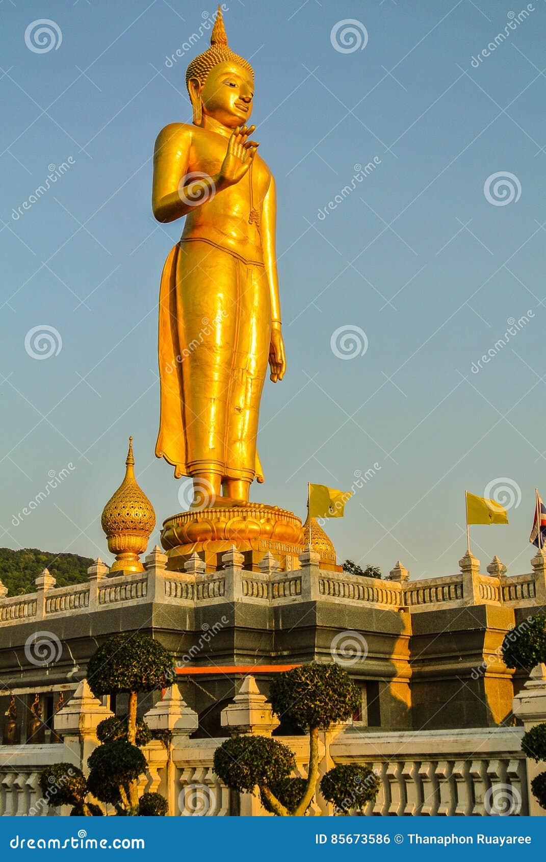 曼谷菩萨pho斜倚的泰国wat 库存照片. 图片 包括有 轰隆的, 微笑, 地标, 佛教, 艺术, 上帝 - 21074268