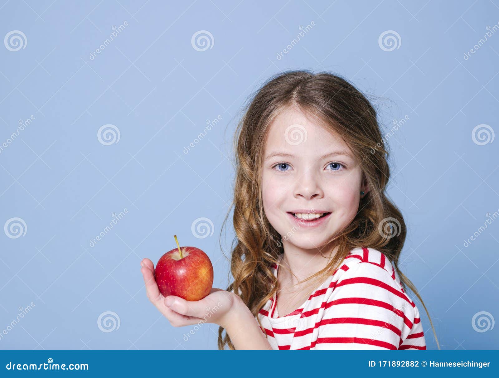 吃苹果的美女摄影图__人物摄影_人物图库_摄影图库_昵图网nipic.com