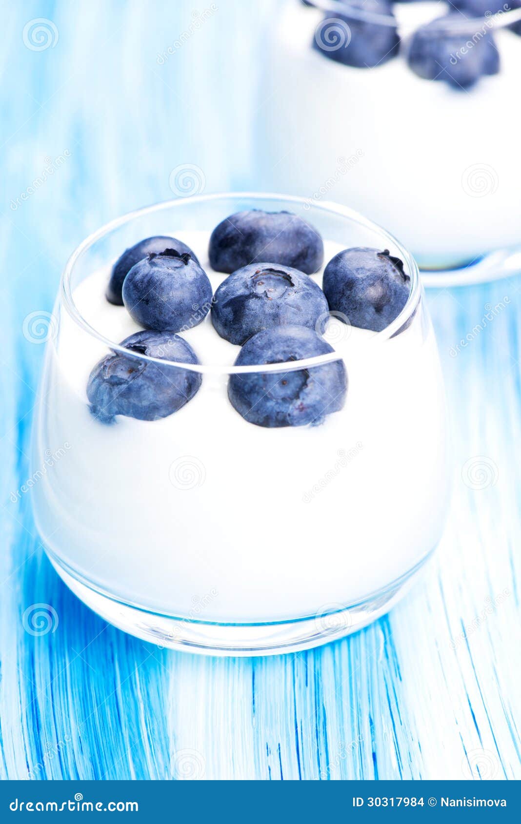 蓝莓酸奶素材-蓝莓酸奶图片-蓝莓酸奶素材图片下载-觅知网