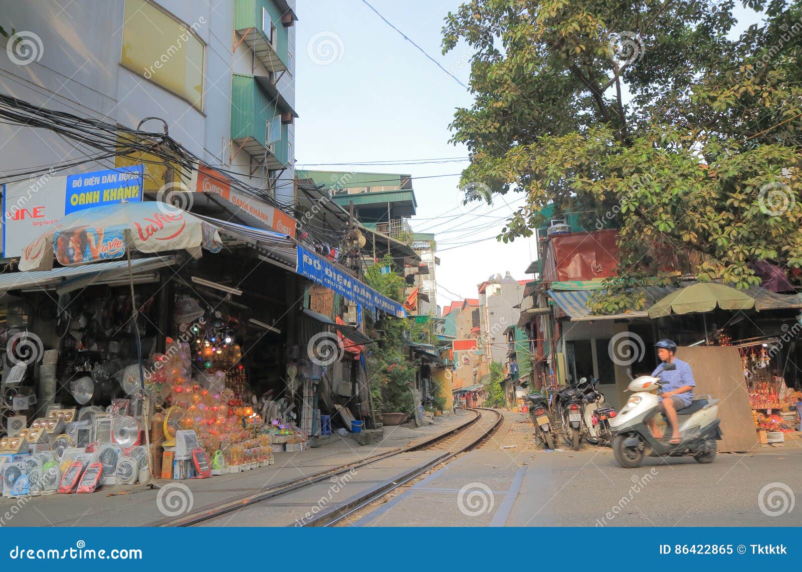 Sapa，越南街道 编辑类图片. 图片 包括有 房子, 结构, 越南, 聚会所, 界面, 室外, 越南语 - 52106015