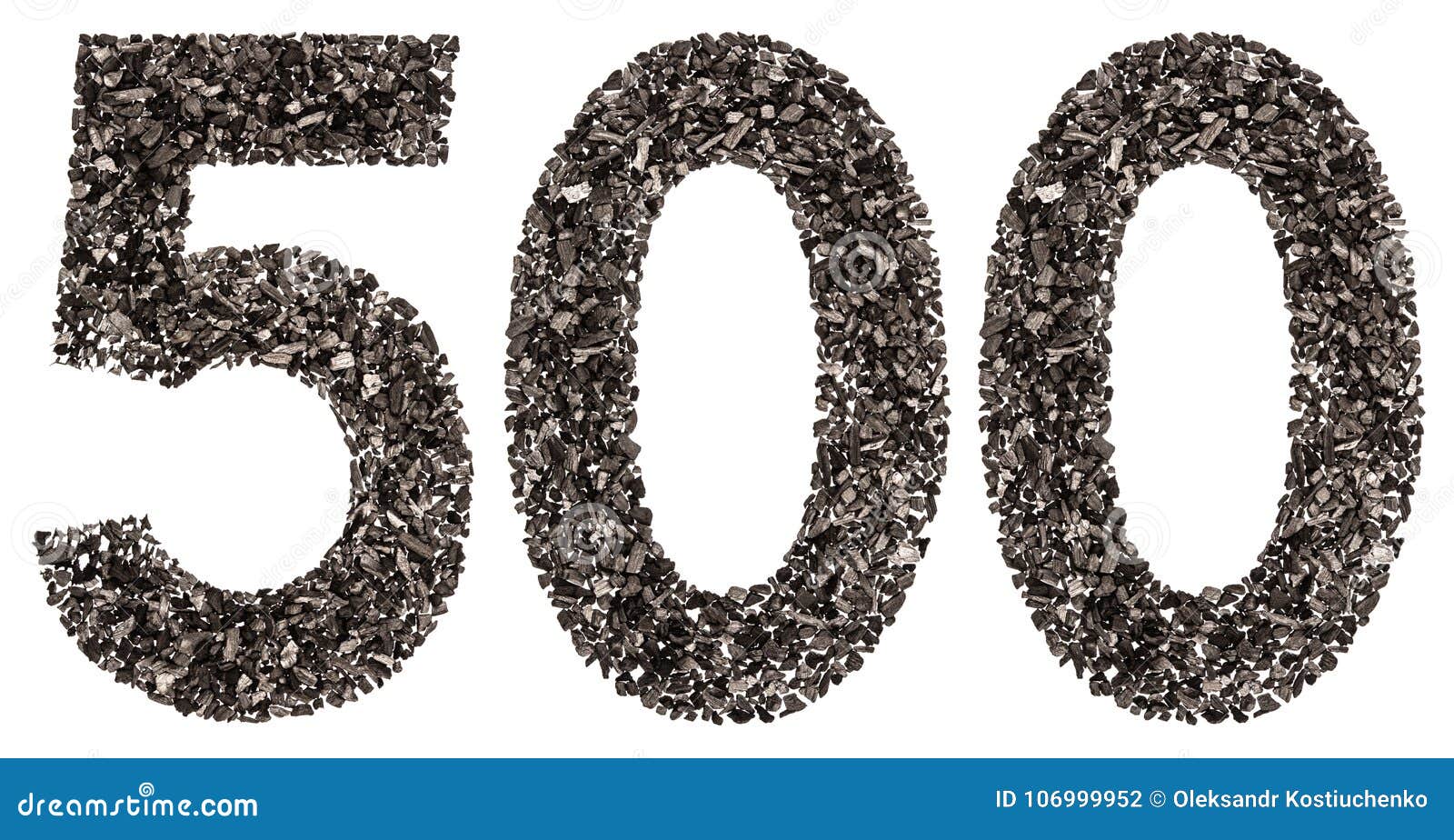 阿拉伯数字500，五百，从黑色一块自然木炭，隔绝在白色背景