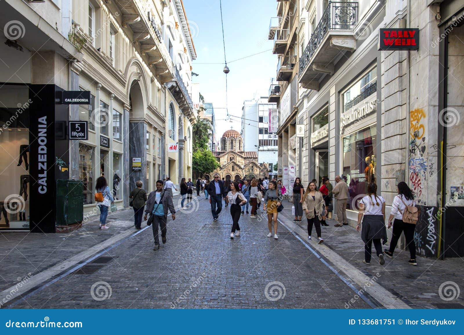 2021年12月12日雅典希腊，一座购物中心地下的圣心教堂 编辑类库存图片 - 图片 包括有 纪念碑, 观光: 238075054