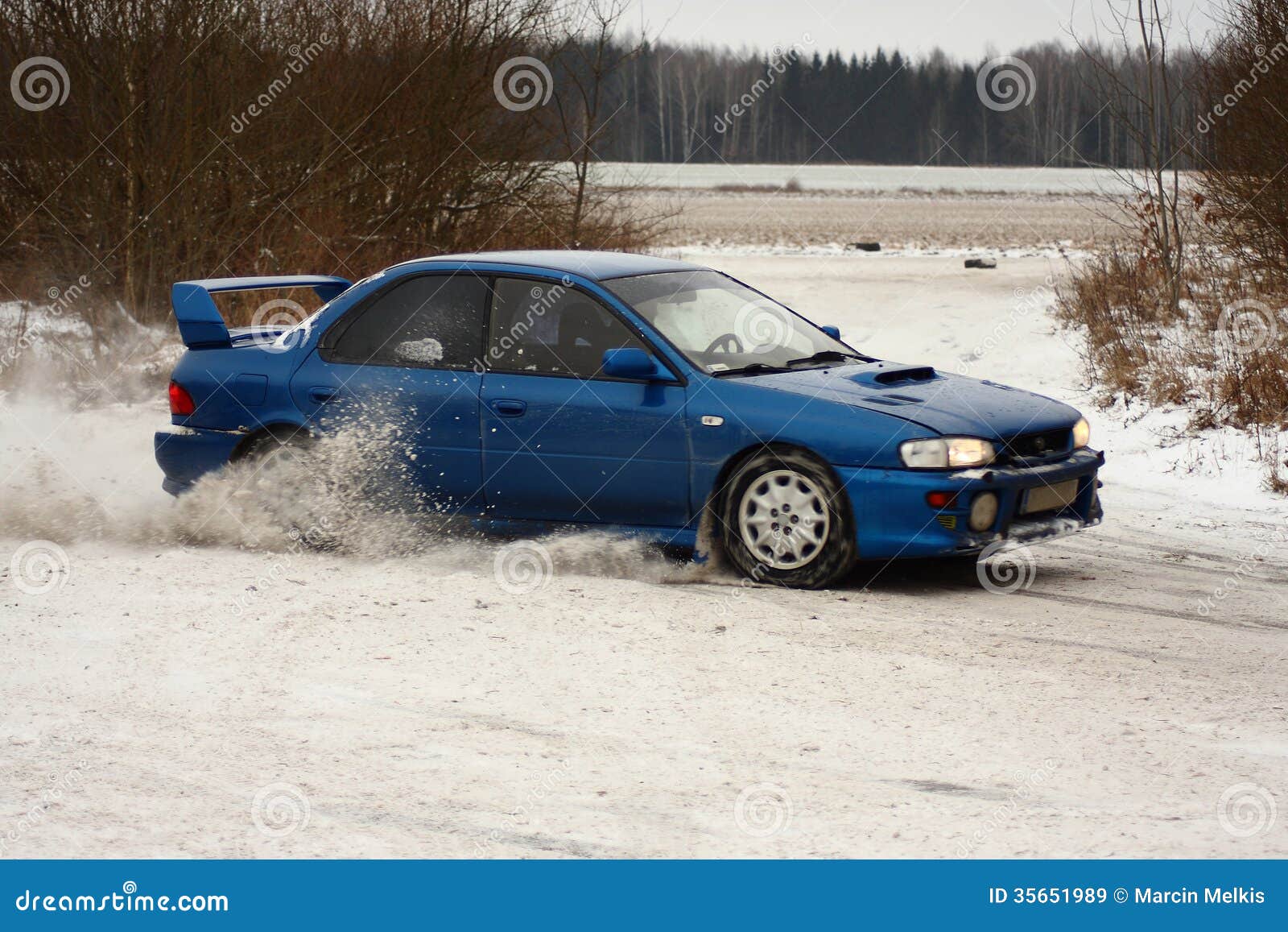 Rally. 波兰Subaru Impreza的集会