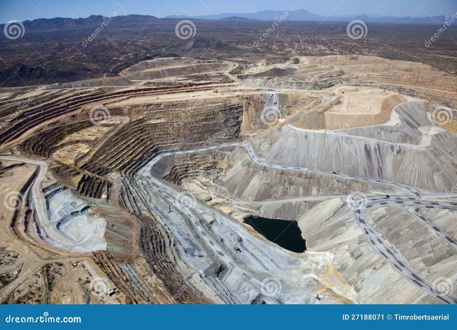 露天铜矿 库存照片. 图片 包括有 行业, 深深, 运算, 秘鲁, 降低, 照亮, 开采, 提取, 户外 - 221503048