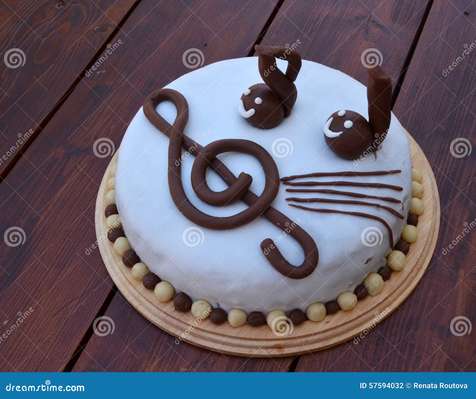 巧克力蛋糕音乐蛋糕图片素材-编号15589033-图行天下