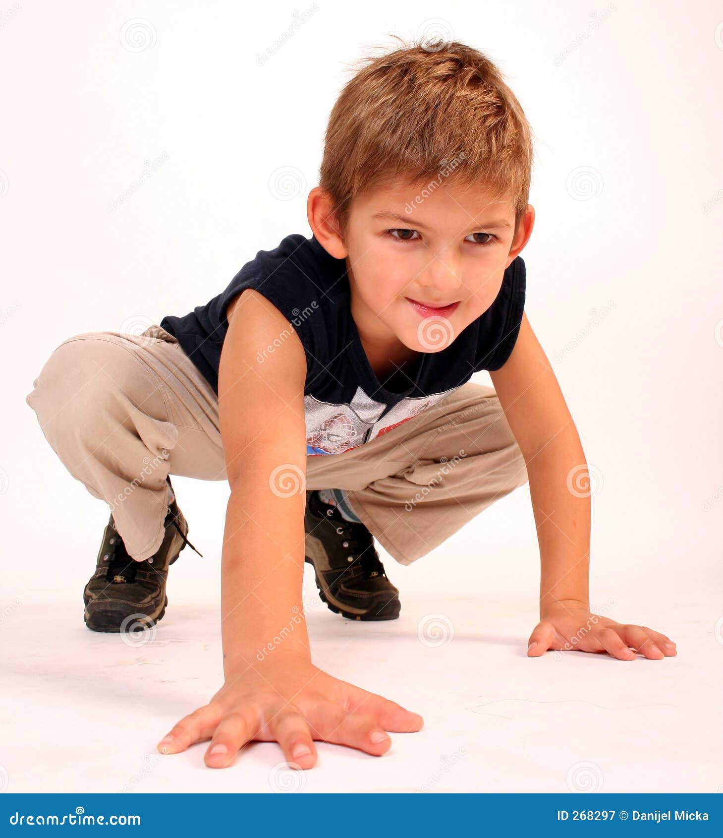 简单的幼儿动作