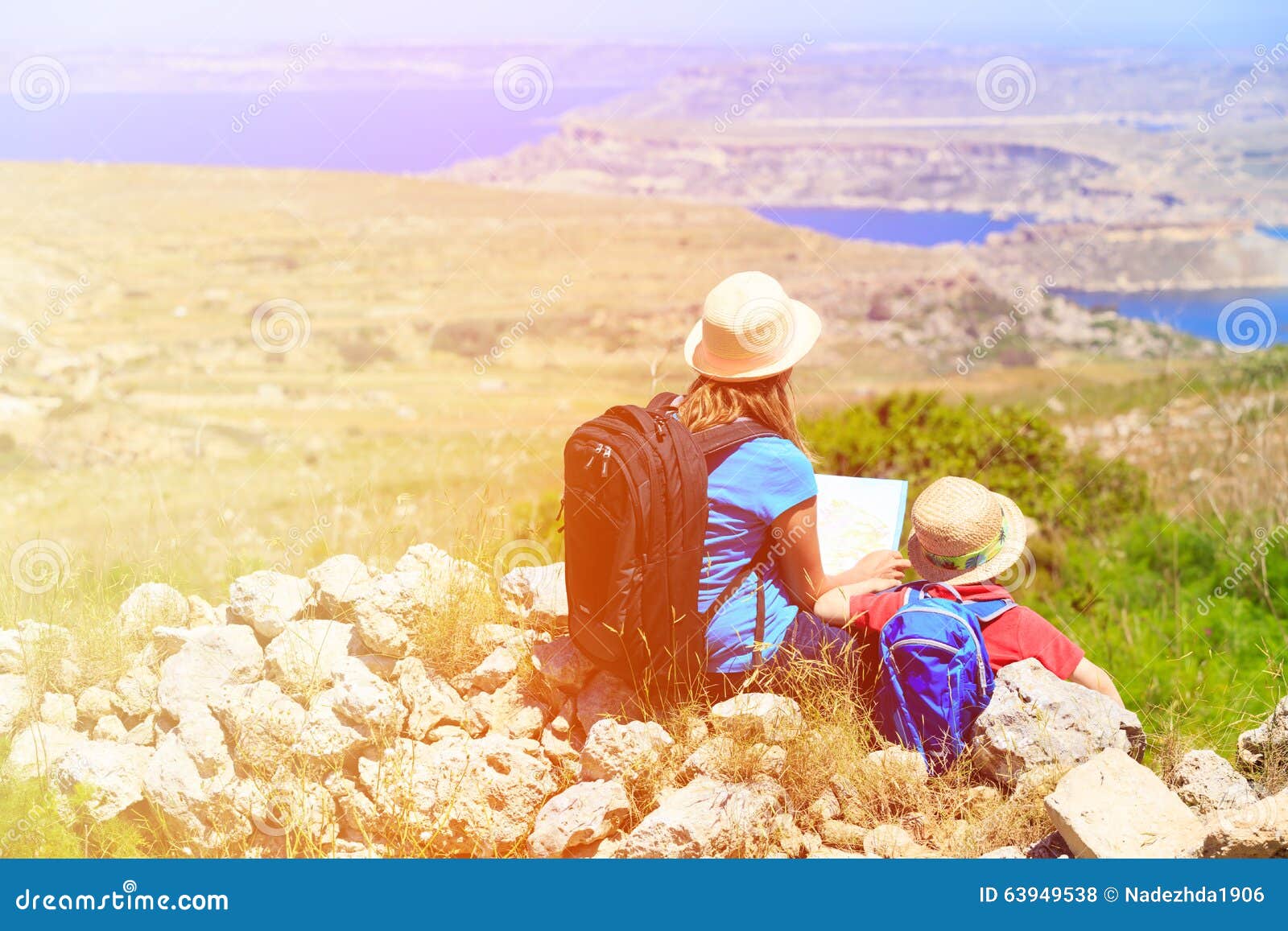 家庭旅行_家庭亲子旅游_家庭旅行摄影